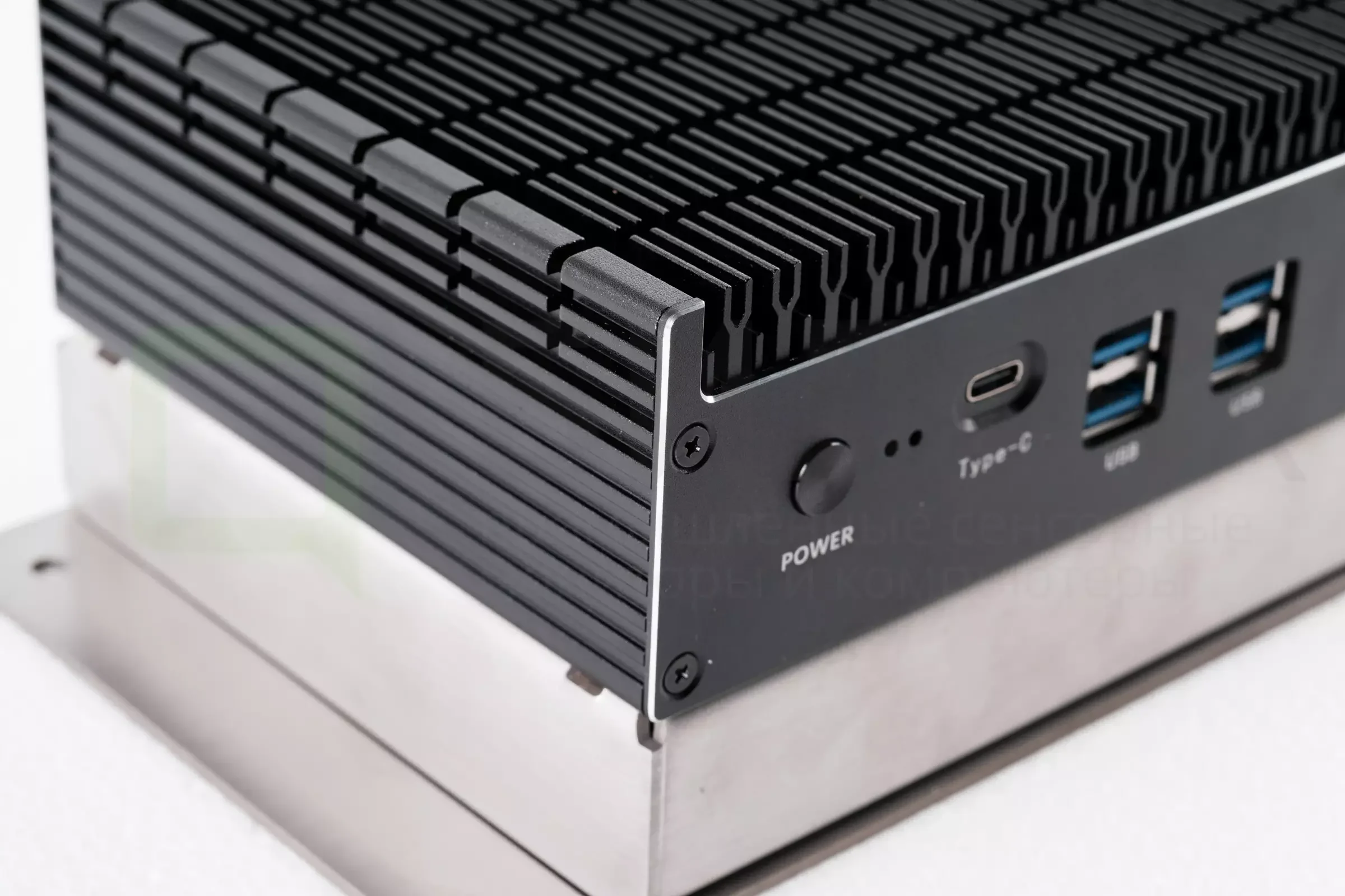 Biltech BT-16-NMK Fanless Industrial Computer - 4