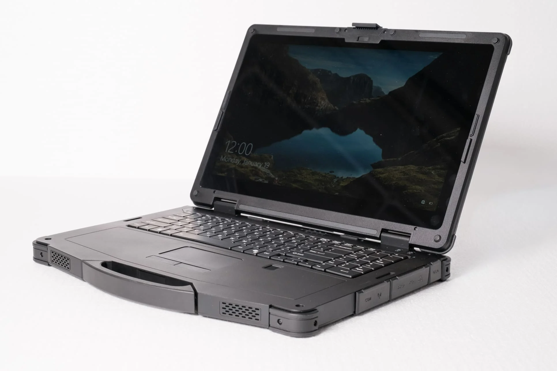 Rugged Industrial Laptop BT-15.6-NB - 1